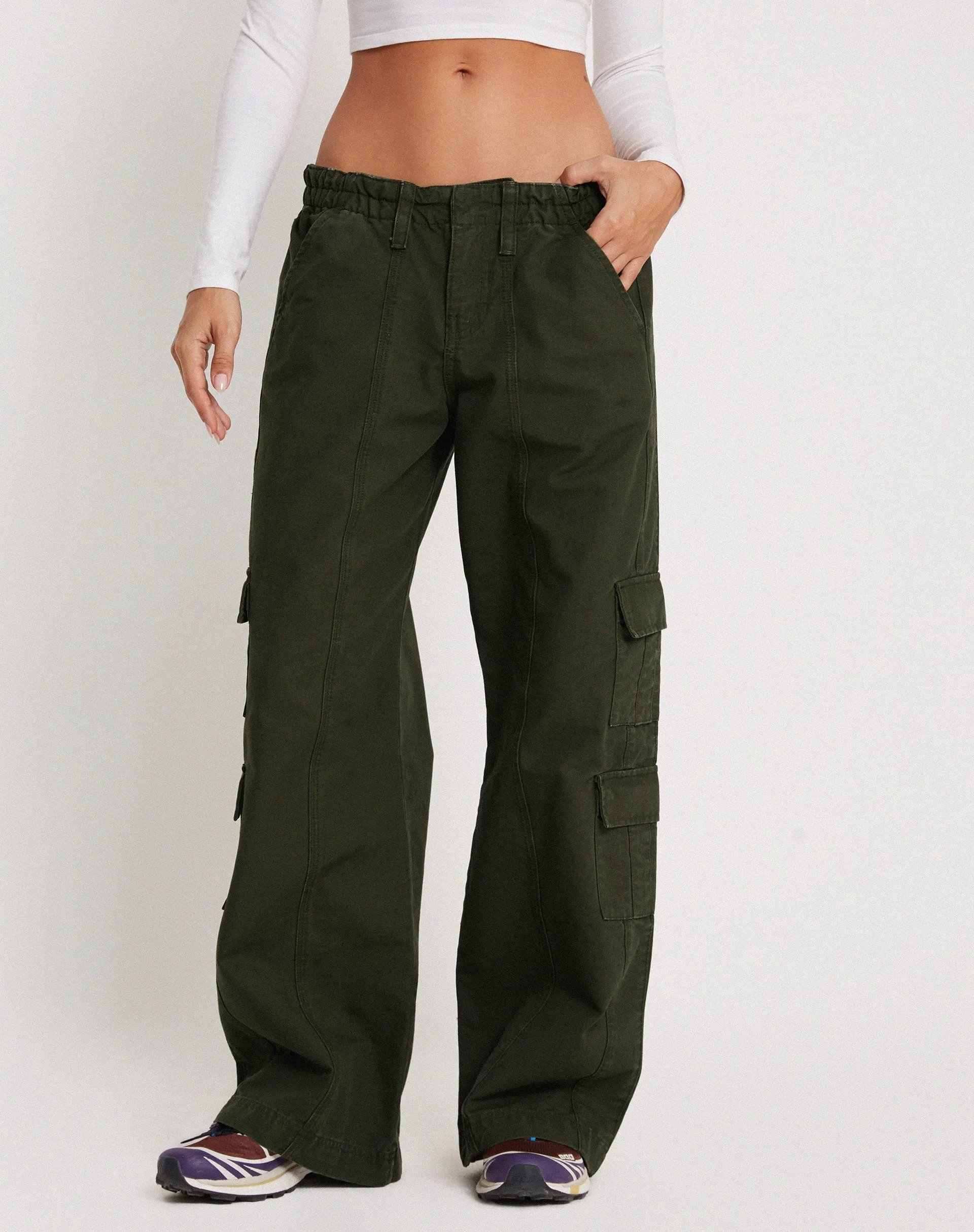 Hansa Cargo Trouser in Dark Olive